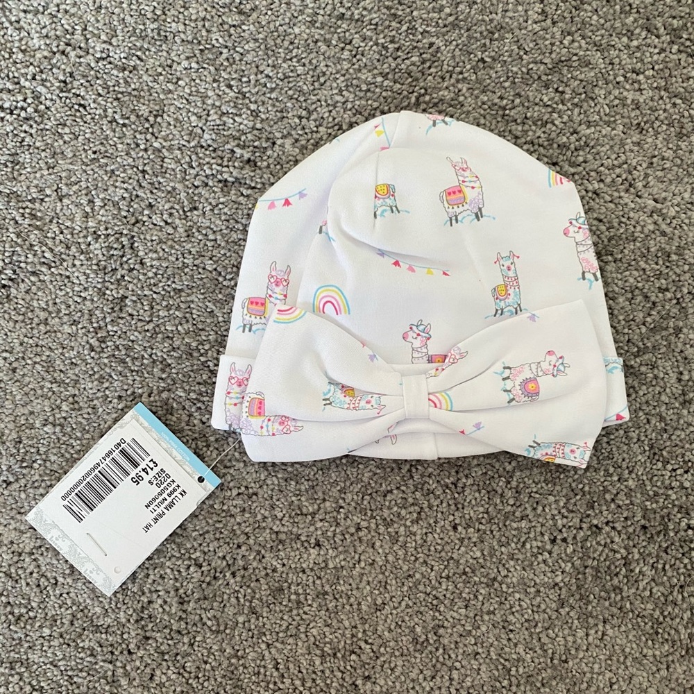 BRAND NEW!!! Kissy Kissy hat